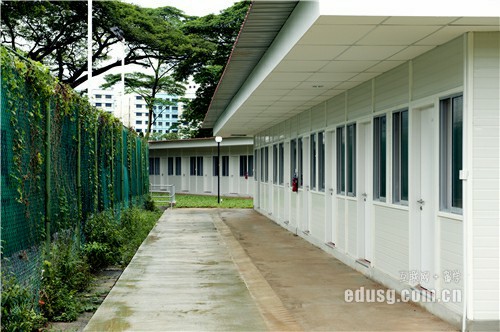 必威精装版apppsb学院本科合作学院:拉夫堡大学