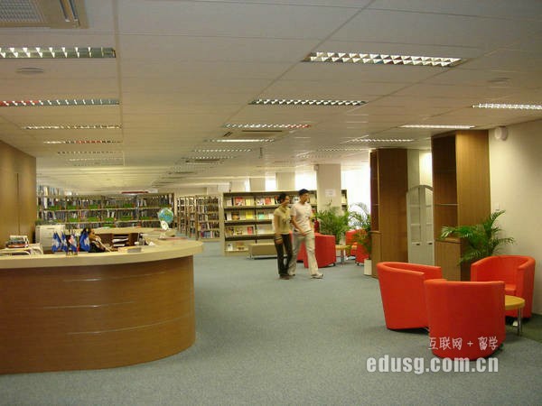 必威精装版app博伟国际教育学院商科研究生申请