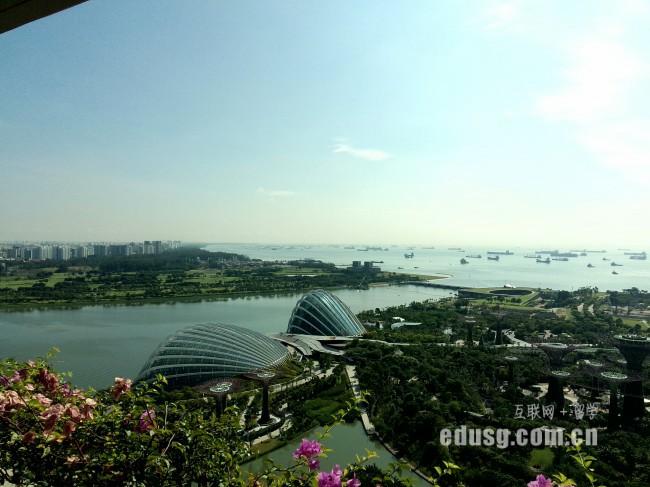 必威精装版app爱信国际学院预科学费多少