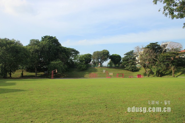 必威精装版app财经管理学院商科研究生申请