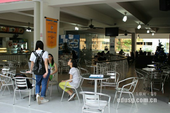 大一可以申请必威精装版app必威体育亚洲品牌吗