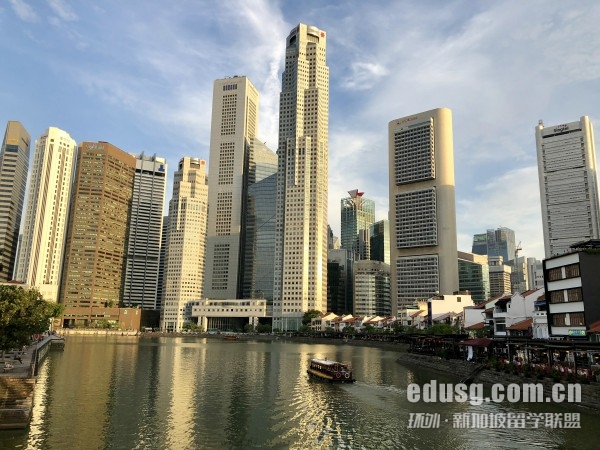 必威精装版app经济学硕士费用