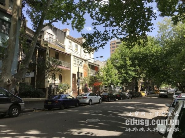 澳洲必威体育亚洲品牌法学博士