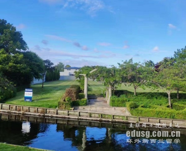 新西兰奥克兰大学物理专业