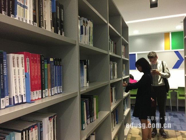 ������װ��app��ΰ����ѧԺ