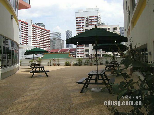 必威精装版app莎顿国际学院