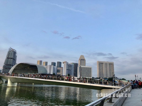 ������װ��appСѧѧ��