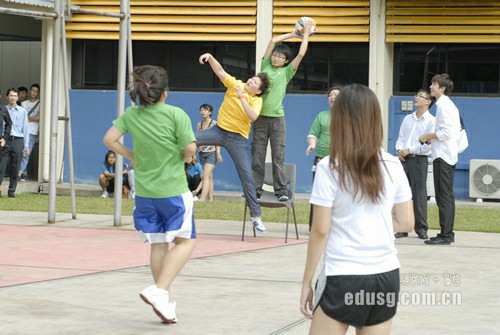 ������װ��app�ڿ�˶ʿ