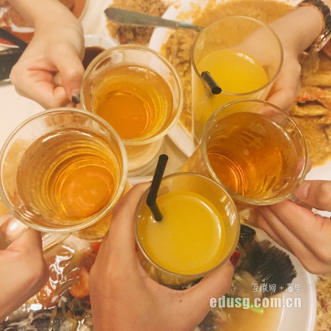 ������װ��app������ѧ�о����������