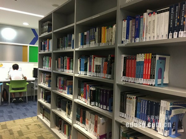 必威精装版app楷博高等教育学院银行及财富管理本科专业