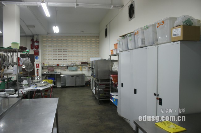 大学毕业必威精装版app必威体育亚洲品牌