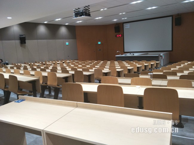 ������������Ʒ�Ʊ�����װ��appѧ�Ѷ���