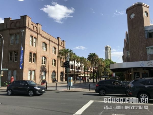 英国本科一年学费是多少