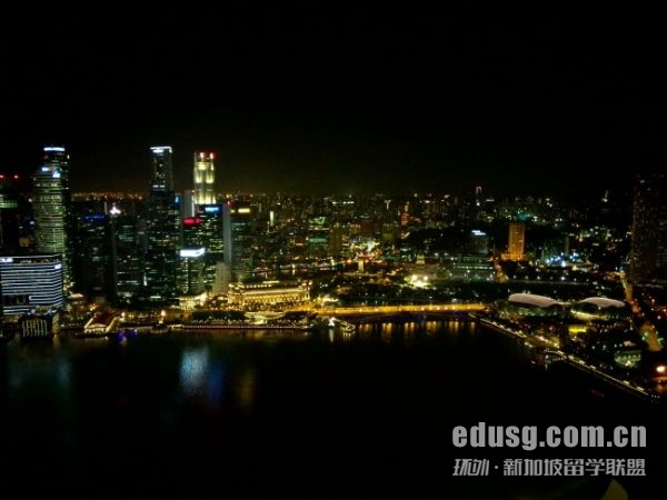 ������װ��app������ѧ�о���