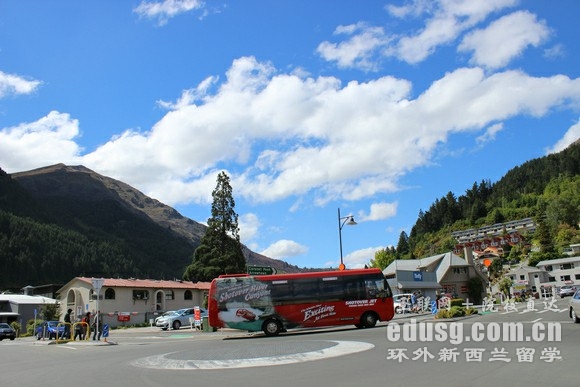 �¿���������ѧ˶ʿ������������Ʒ��