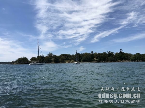 �Ĵ����Ǳ�����������Ʒ��Сѧ