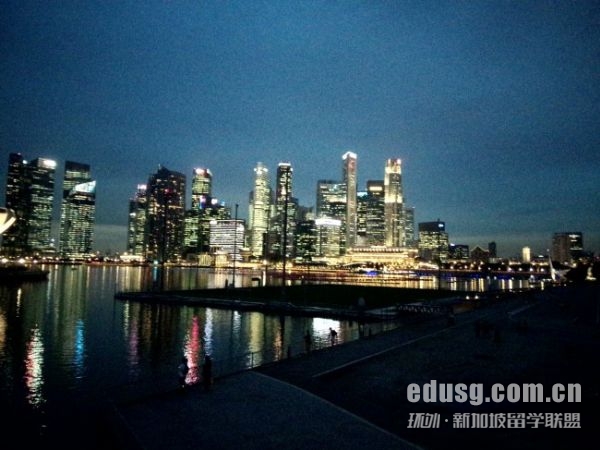 ������װ��app����ѧԺ�о���Ҫ��