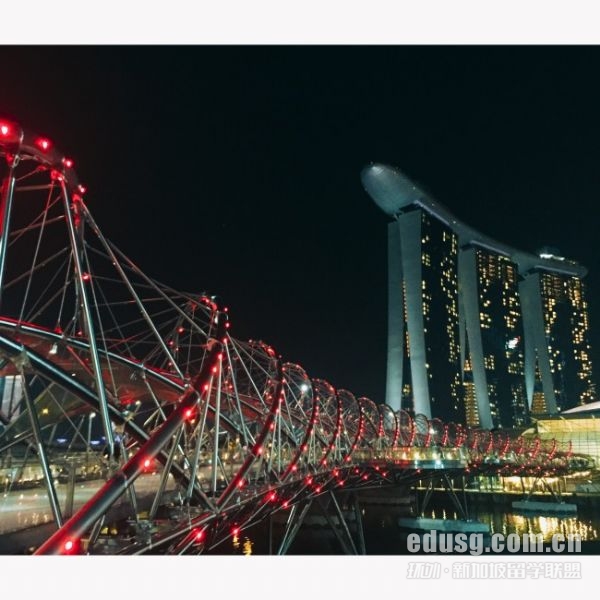 ������װ��app�������רҵ����