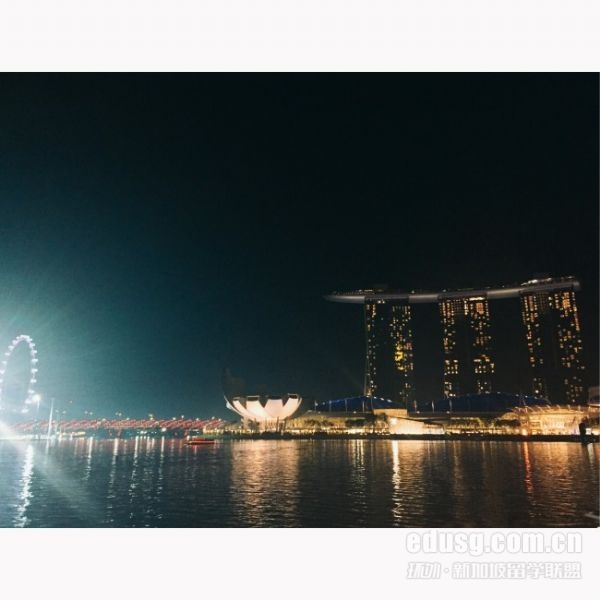 ������װ��app������������Ʒ������